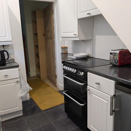 Apartment With Outside Patio And Car Space Durham Buitenkant foto